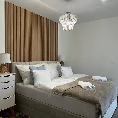 Apartment Blue Azure Zamardi