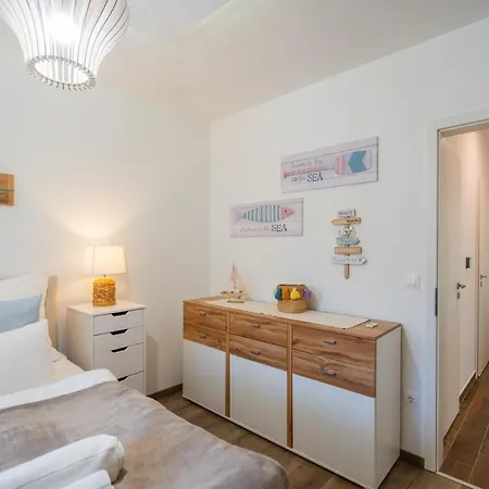 Blue Azure Apartment Zamardi
